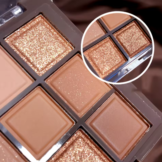 Moca 9 Shades Eye Shadow Makeup Compact